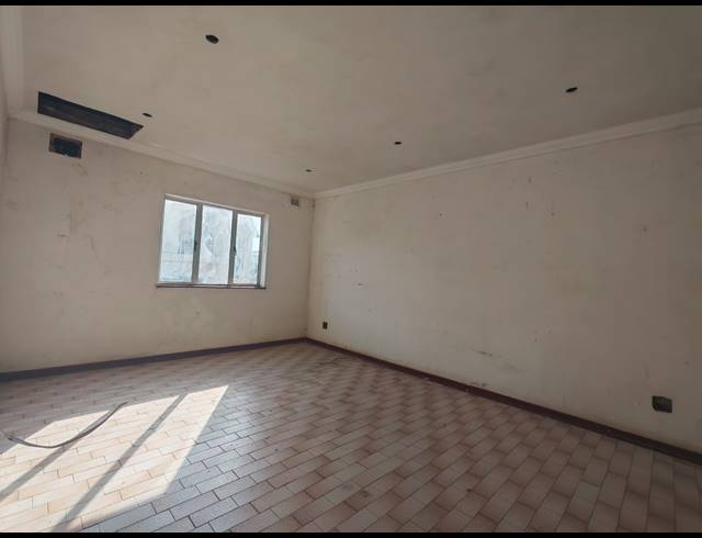 5 BEDROOM FREESTANDING FOR SALE IN TONGAAT BEACH